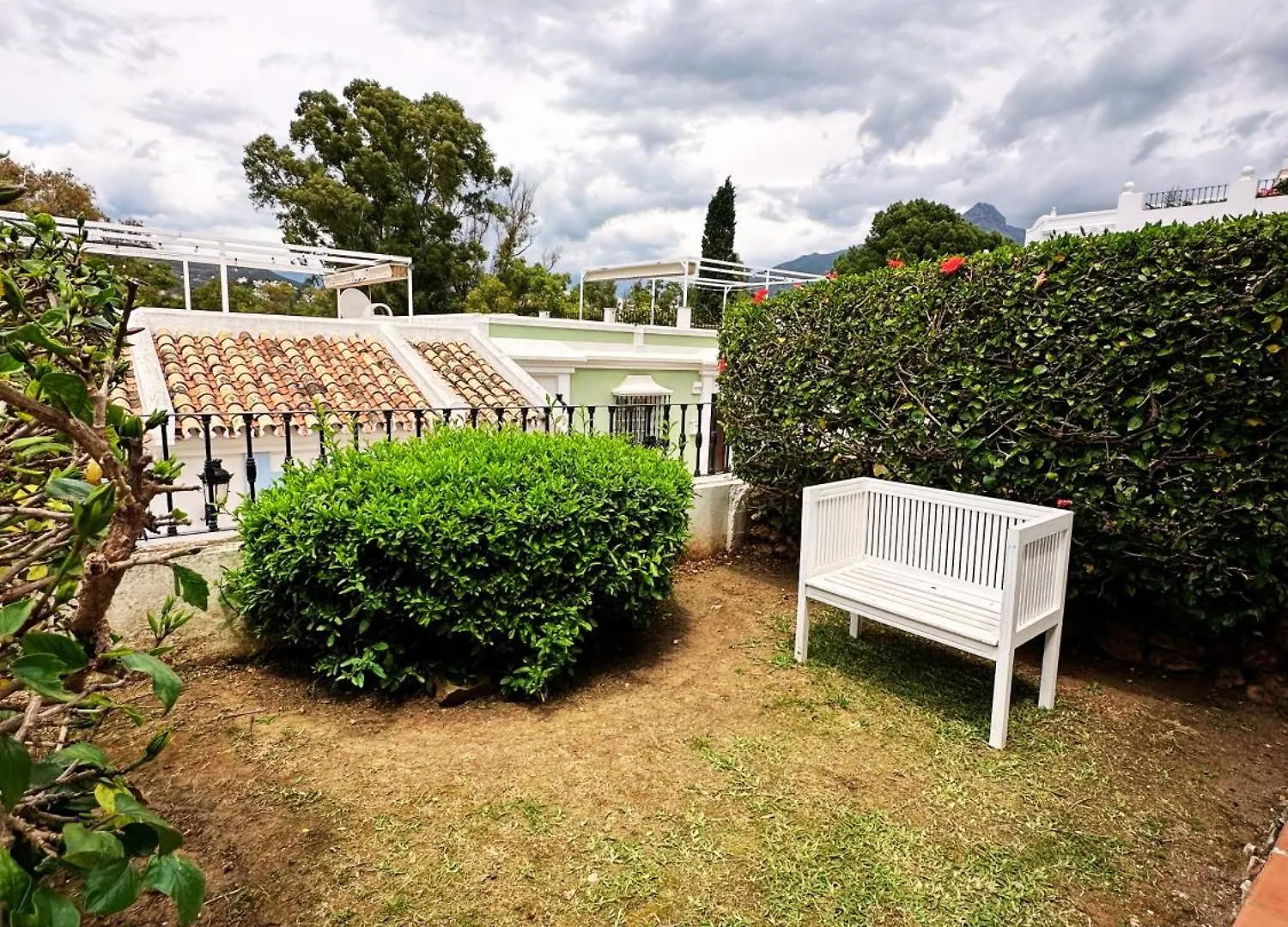 Aloha Pueblo, Garden , Rooftop View Marbella 3-Storey Townhouse 아파트