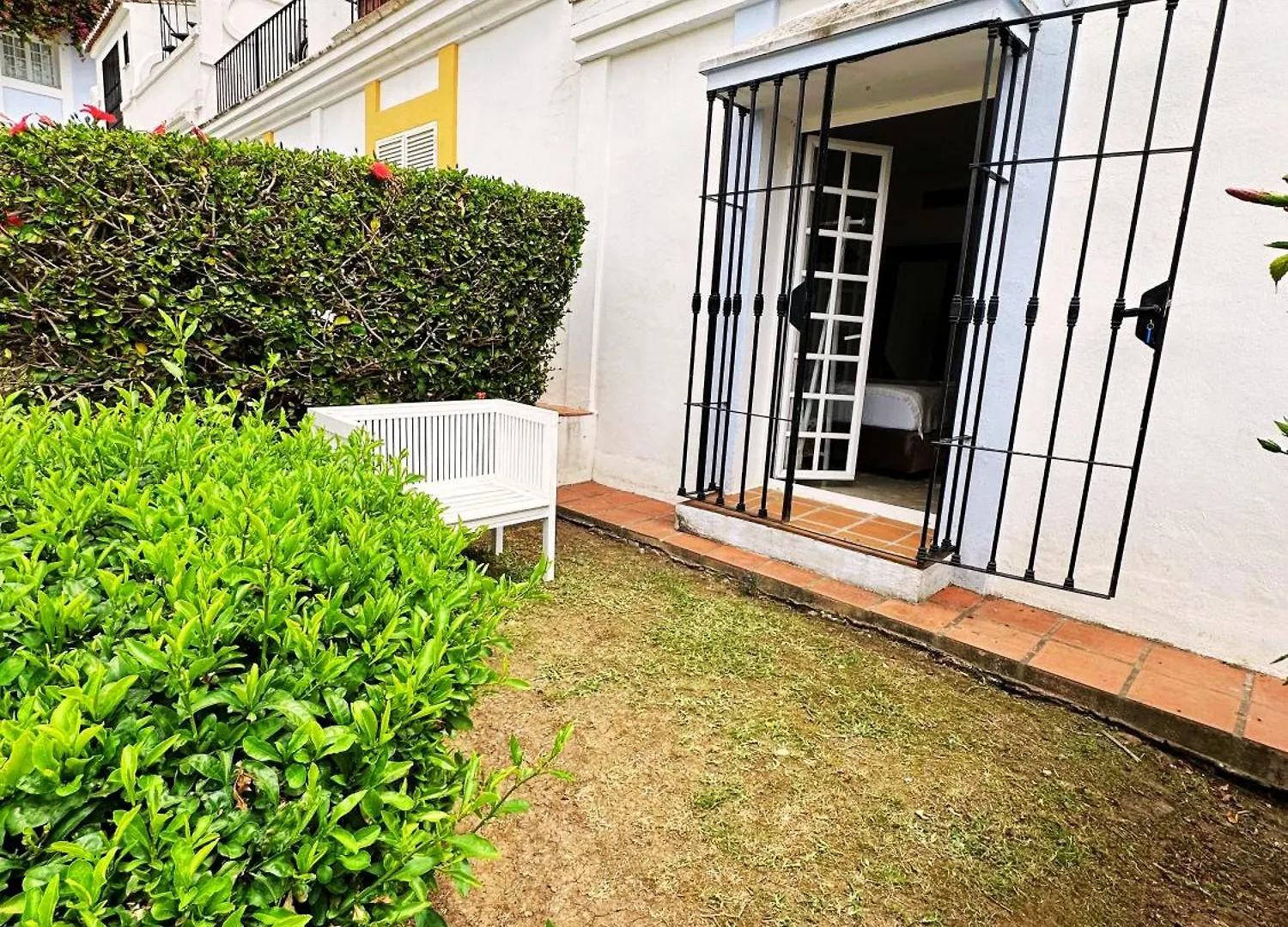 Aloha Pueblo, Garden , Rooftop View Marbella 3-Storey Townhouse